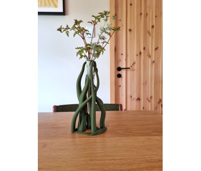 "Entangle Tube" Vase