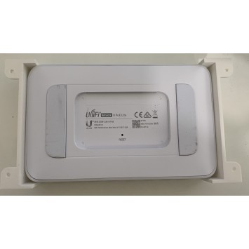 kopi af Unifi Flex 2.5G-8 / PoE väggfäste