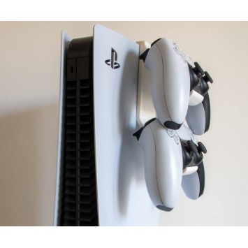 Holder for PS5 Controllers